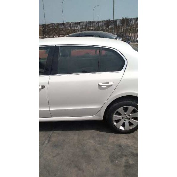 skoda suberb (3t4) del año 2009