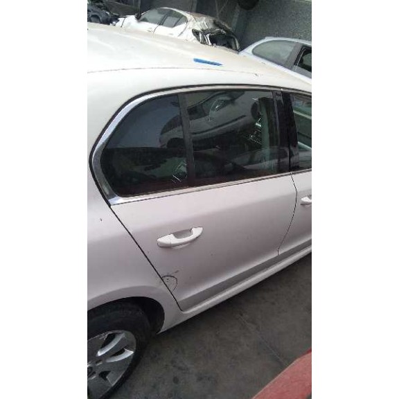 skoda suberb (3t4) del año 2009