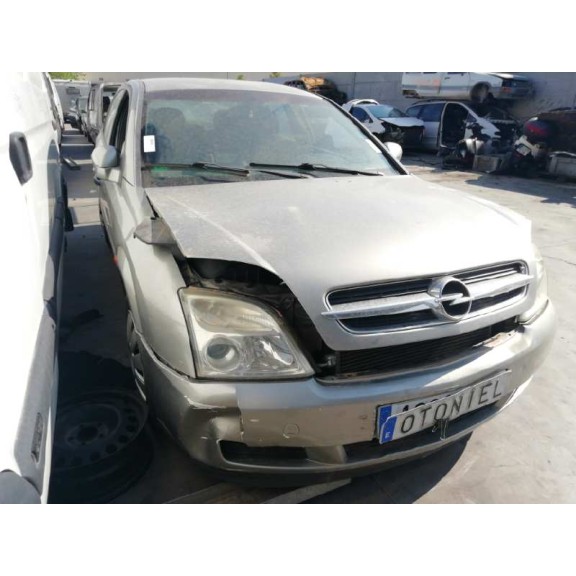 opel vectra c berlina del año 2003