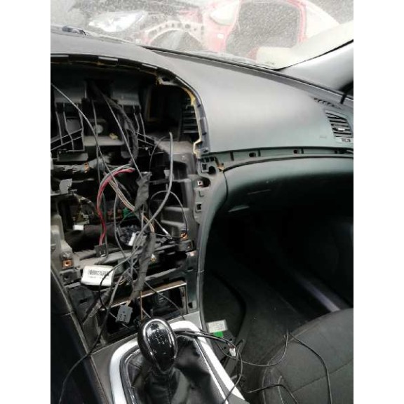 opel insignia sports tourer del año 2010