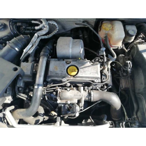 opel vectra c berlina del año 2003