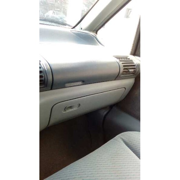 peugeot 806 del año 1998