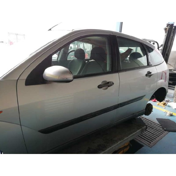 ford focus berlina (cak) del año 1999