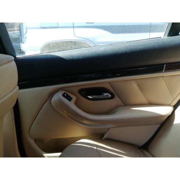 bmw serie 5 berlina (e39) del año 2002