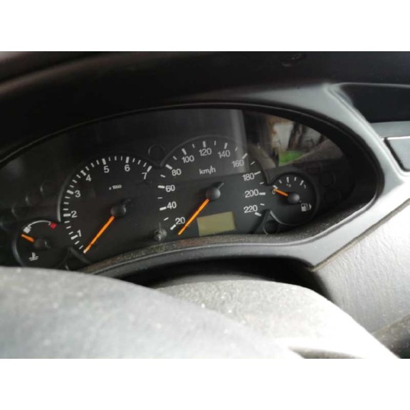 ford focus berlina (cak) del año 1999