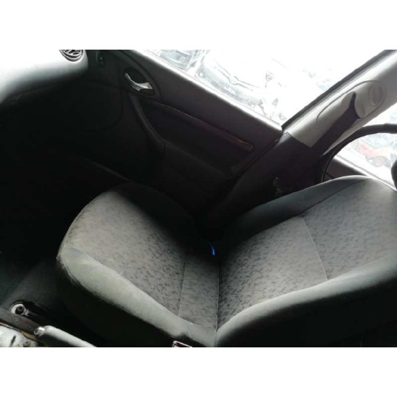 ford focus berlina (cak) del año 1999