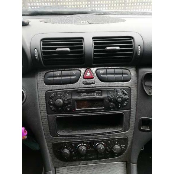 mercedes-benz clase c (w203) sportcoupe del año 2002