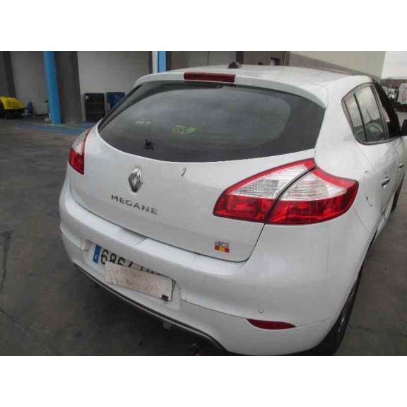 renault megane iii berlina 5 p del año 2014