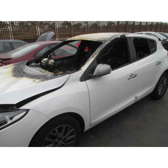 renault megane iii berlina 5 p del año 2014