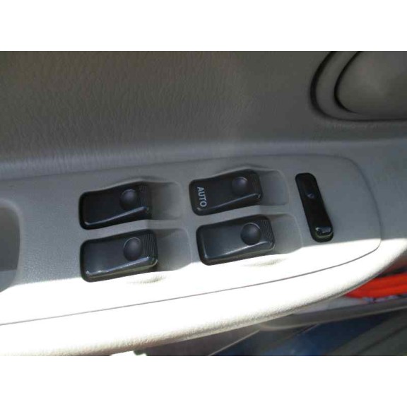 mazda demio (dw) del año 1999