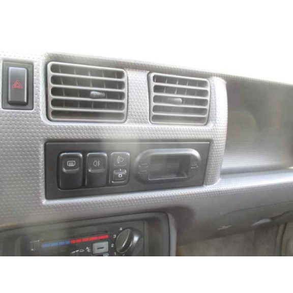 mazda demio (dw) del año 1999