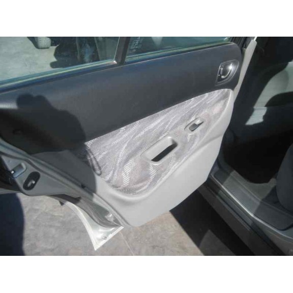 mitsubishi galant berlina (ea0) del año 2000