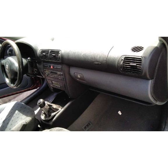 seat toledo (1m2) del año 1999