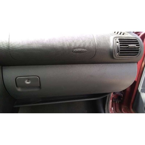 seat toledo (1m2) del año 1999