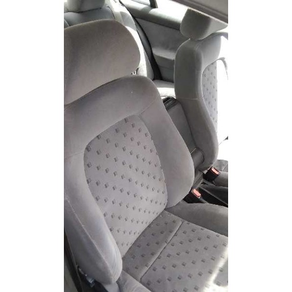 seat toledo (1m2) del año 1999