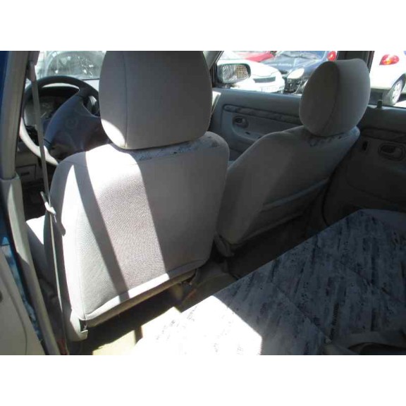 mazda demio (dw) del año 1999