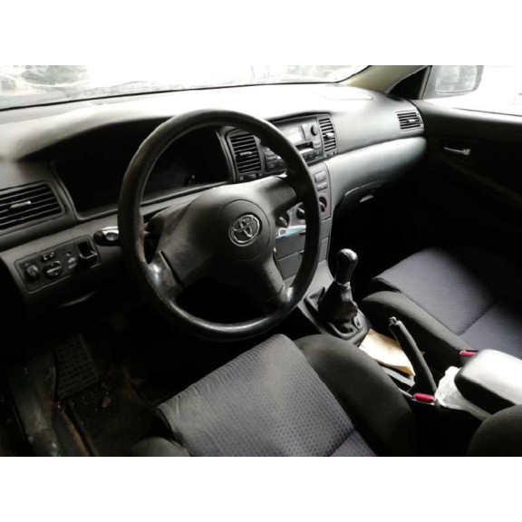 toyota corolla (e12) del año 2005