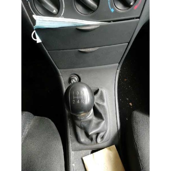 toyota corolla (e12) del año 2005