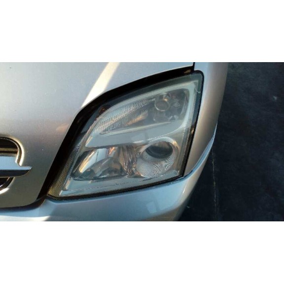 opel vectra c berlina del año 2002