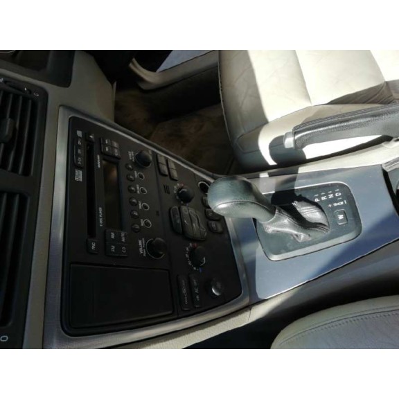 volvo s60 berlina del año 2005