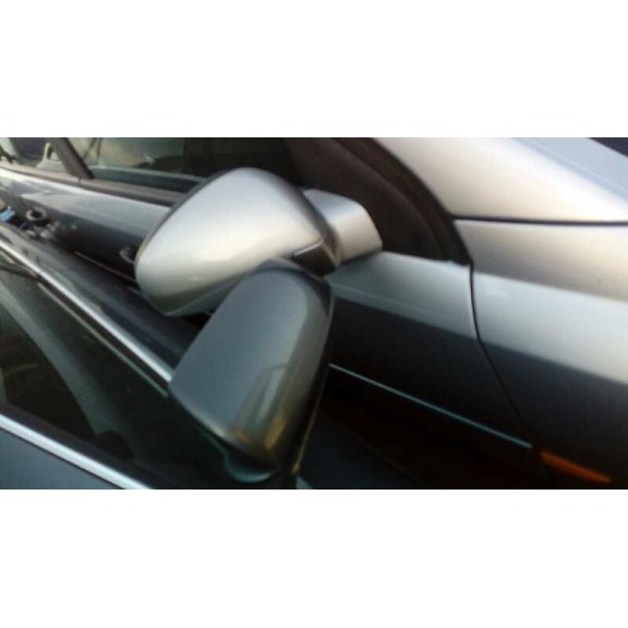 opel vectra c berlina del año 2002