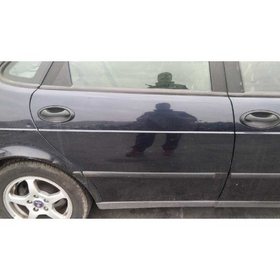 saab 9-3 berlina del año 2001