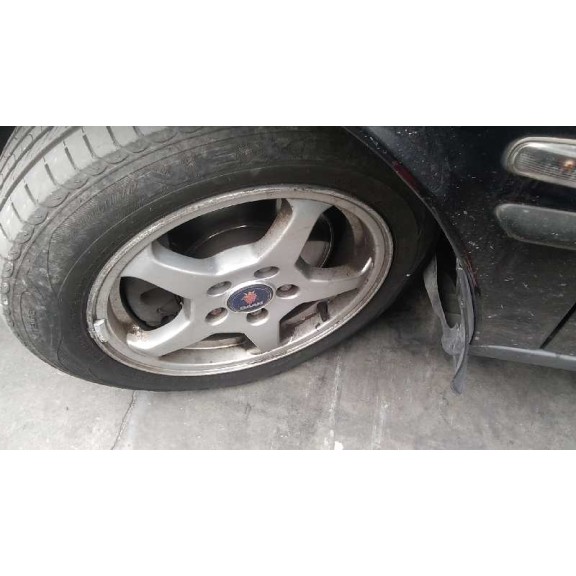 saab 9-3 berlina del año 2001