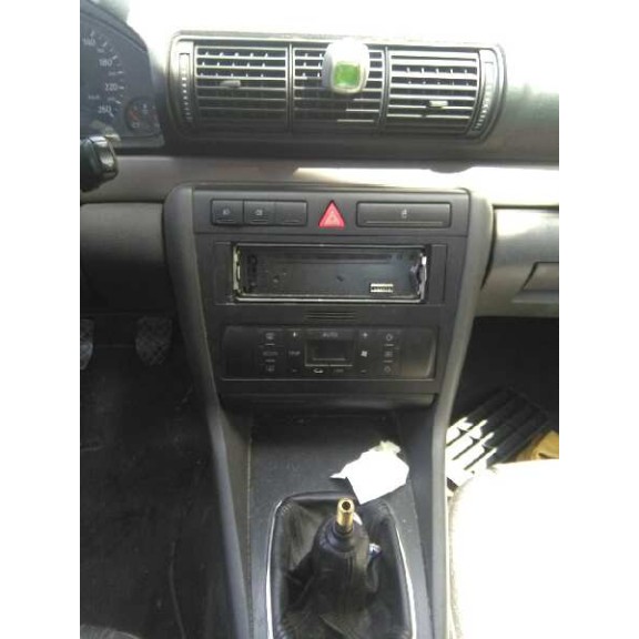 audi a4 berlina (b5) del año 1999