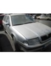 skoda octavia combi (1u5) del año 2001
