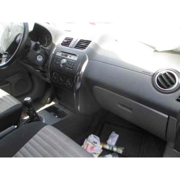 suzuki sx4 rw (ey) del año 2011