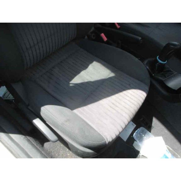 skoda octavia combi (1u5) del año 2001