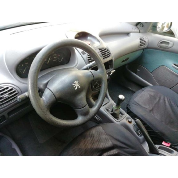 peugeot 206 berlina del año 1998