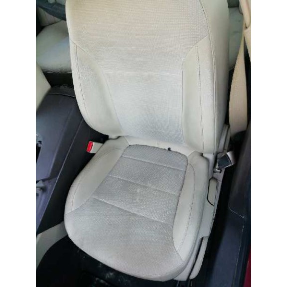 opel insignia berlina del año 2010