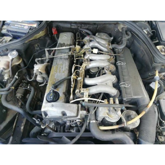 mercedes-benz clase e (w124) berlina del año 1995