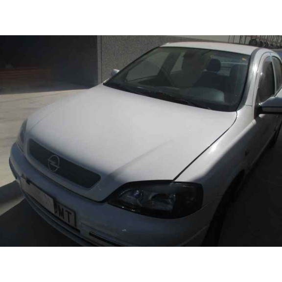 opel astra g berlina del año 2003