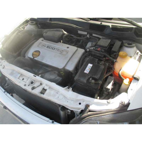 opel astra g berlina del año 2003