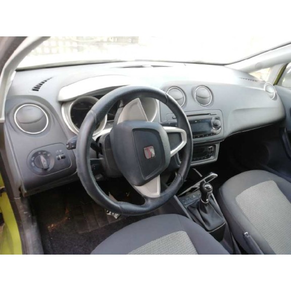 seat ibiza (6j5) del año 2008