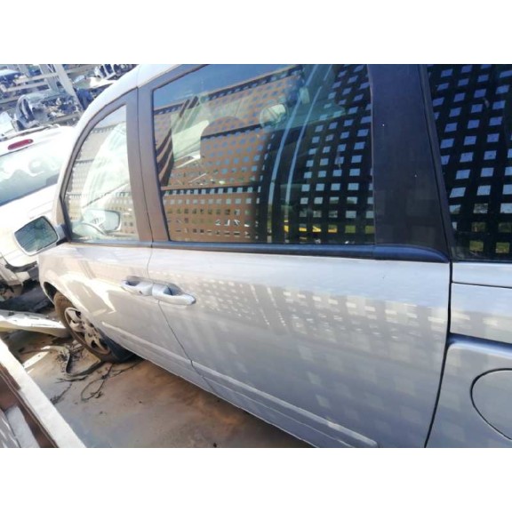 kia carnival del año 2007