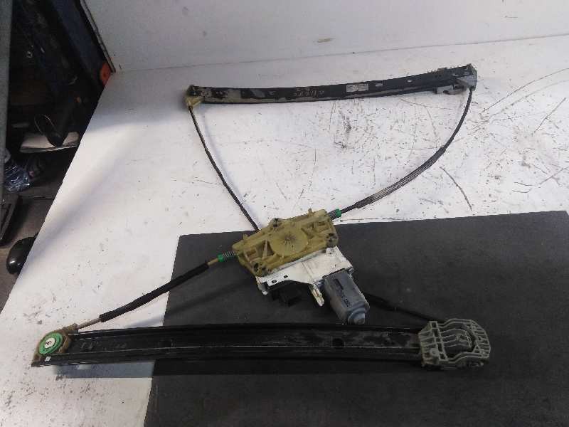Recambio de elevalunas delantero izquierdo para audi q7 (4l) 3.0 tdi referencia OEM IAM 4L0837461A 6 PIN 5P