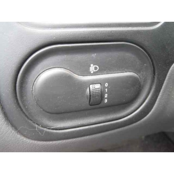 daewoo lanos del año 2002