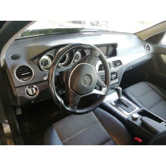 mercedes-benz clase c (w204) berlina del año 2013