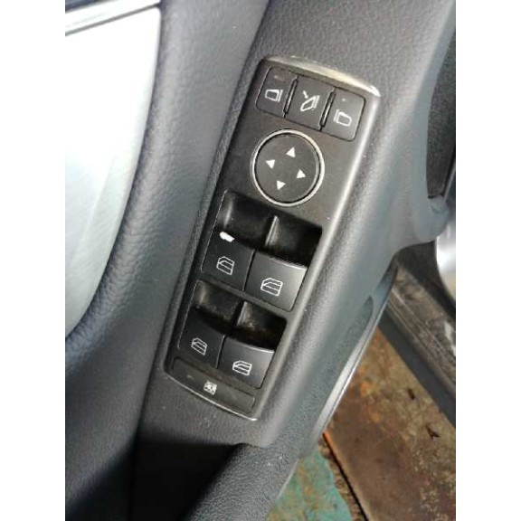 mercedes-benz clase c (w204) berlina del año 2013