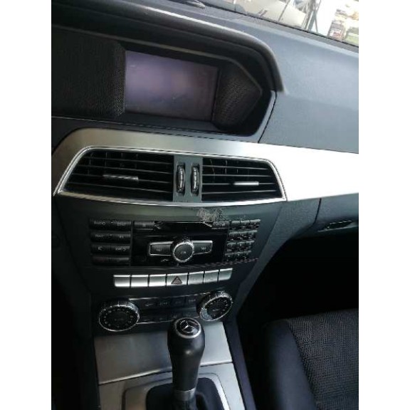 mercedes-benz clase c (w204) berlina del año 2013