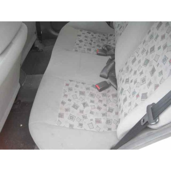 daewoo lanos del año 2002