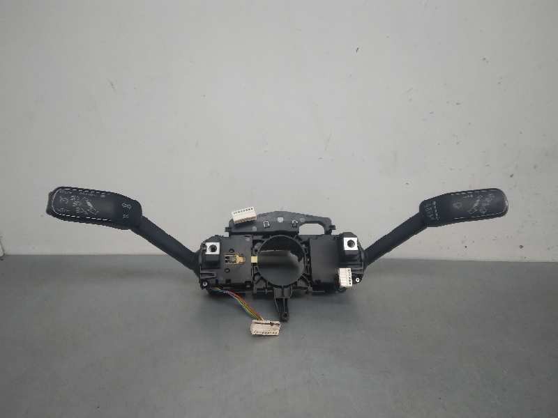 Recambio de mando multifuncion para seat leon (5f1) cupra 300 referencia OEM IAM 5Q0953507  