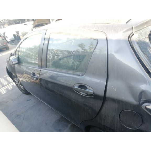 toyota yaris del año 2014