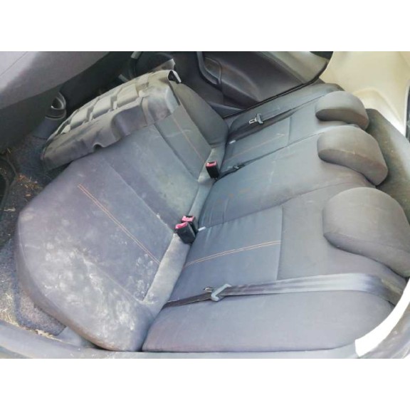 seat ibiza (6j5) del año 2011