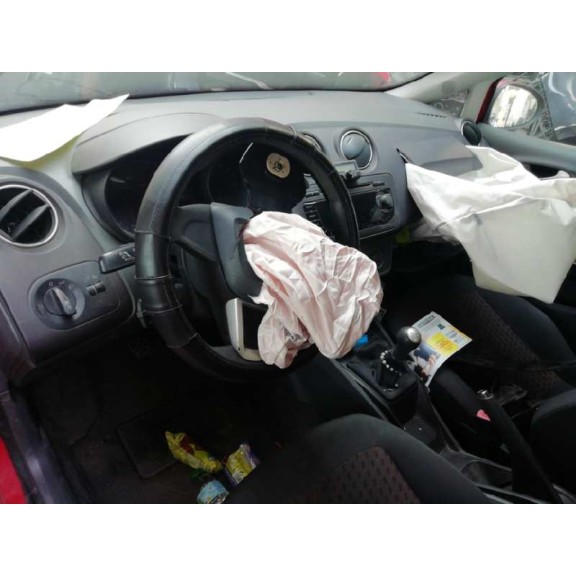 seat ibiza (6j5) del año 2010