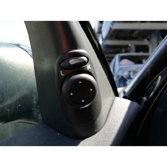 saab 9-3 berlina del año 2005