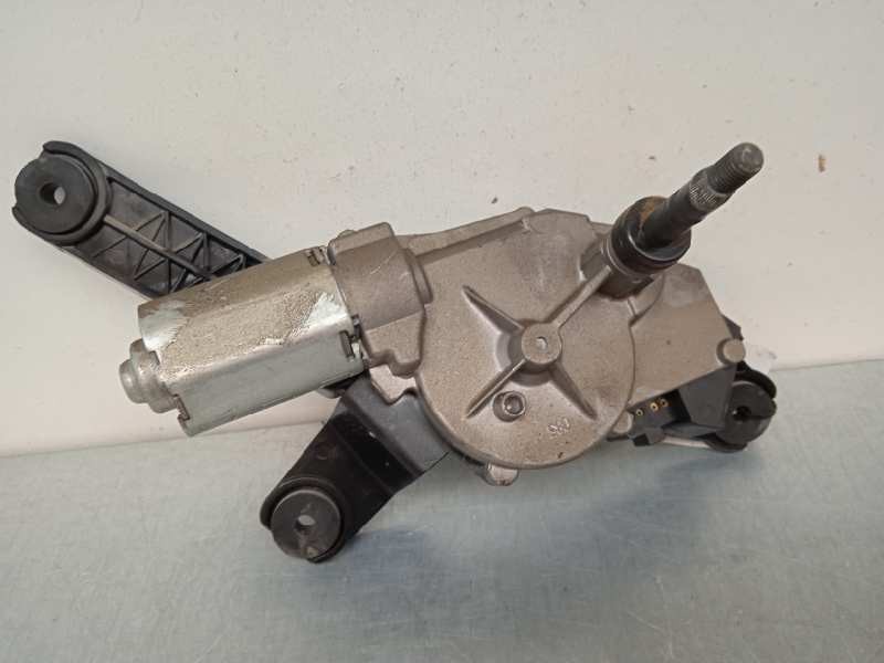 Recambio de motor limpia trasero para hyundai i10 classic referencia OEM IAM 98700OX000  4 PINS